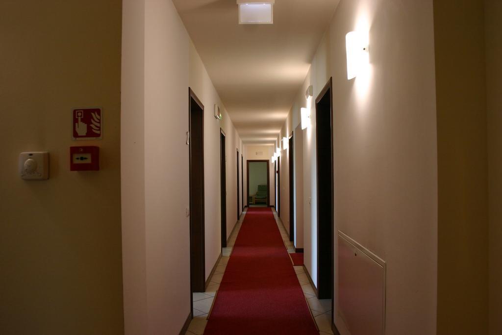 Hotel Moro Freoni ซานเปียโตร อิน กาเรียโน ภายนอก รูปภาพ